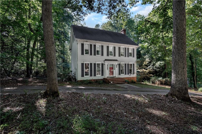 Indian Forest, Easley Community
