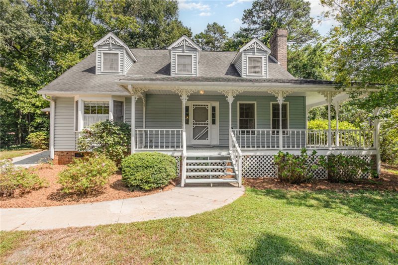 Property image 2 of 504 Squire Circle in Camelot, Clemson, SC 29631