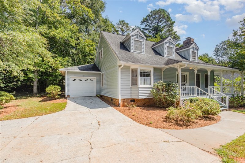 Property image 4 of 504 Squire Circle in Camelot, Clemson, SC 29631