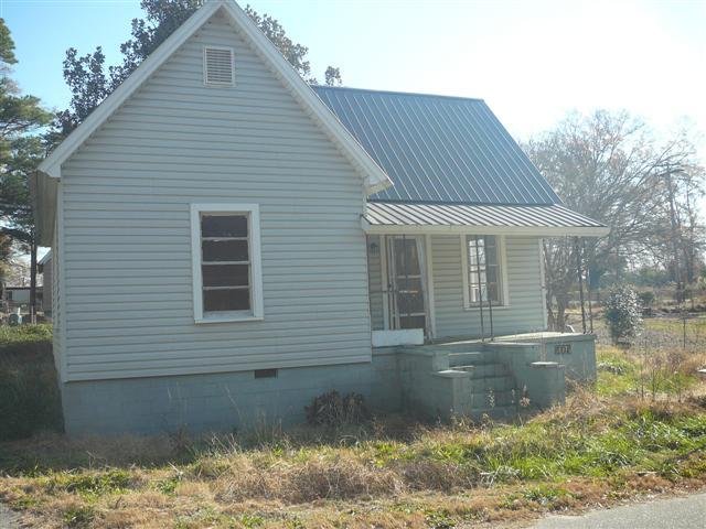108 Q Street