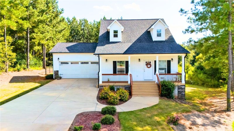 Property image 2 at 23 Vanessa Rae Lane, Pendleton, SC 29670