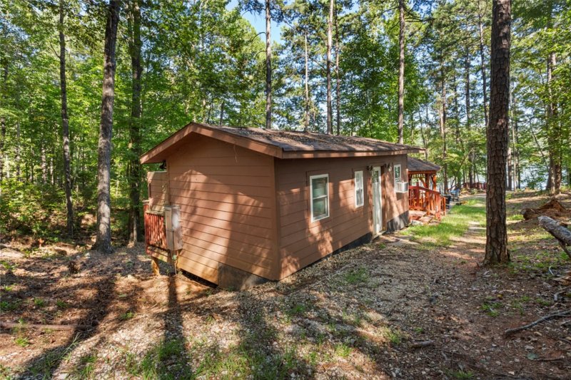 Property image 4 of 509 Peninsula Road in Peninsula Pointe North, West Union, SC 29696