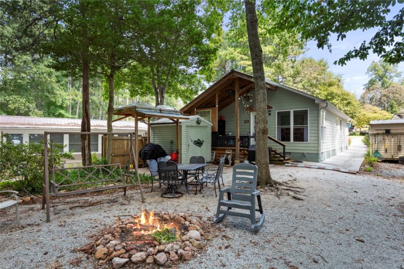 Property image 3 of 234 Newbury Circle in Foxwood Hills, Westminster, SC 29693