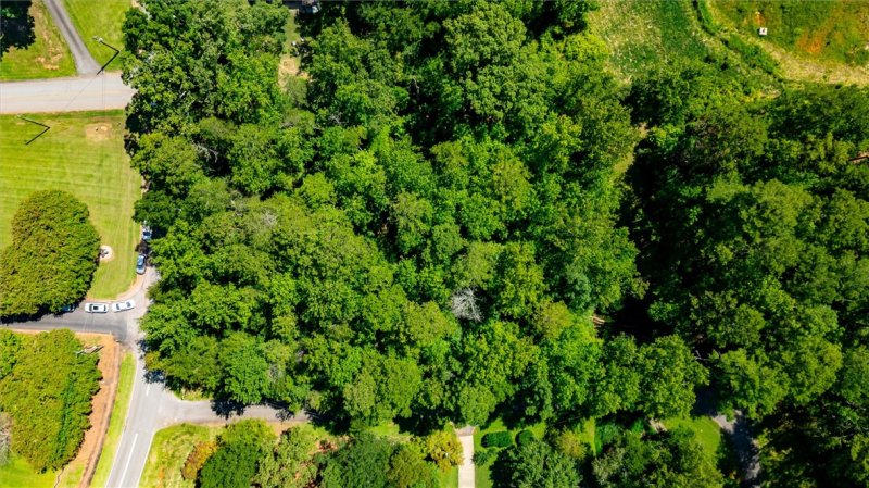 Property image 4 of 113 Jessamine Drive in Kelcar, Central, SC 29630