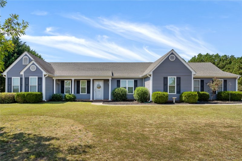 104 Lighthouse Drive