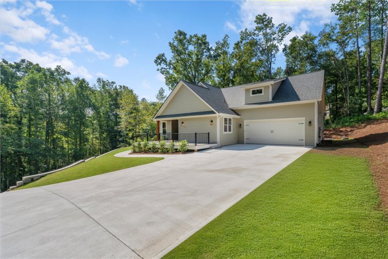 Property image 3 at 118 Woods Drive, West Union, SC 29696