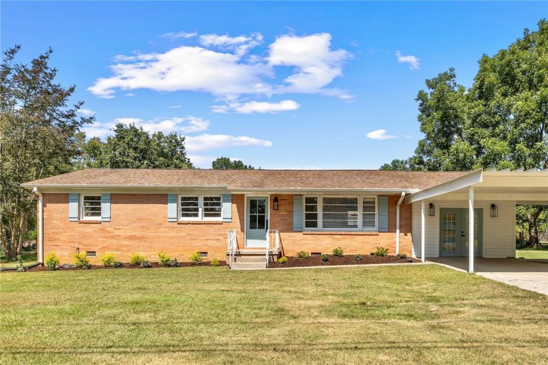 Pine Forest Sub, Greenville Community