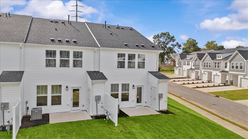 Property image 4 at 501 Harebell Way, Greenville, SC 29617