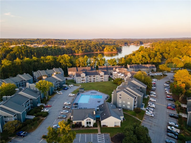 Property image 3 at 1602 Northlake Drive, Anderson, SC 29625