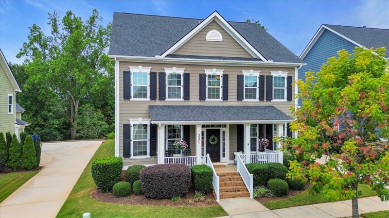 Hollingsworth Park, Greenville Community