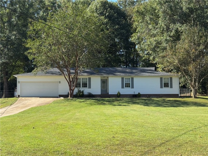 Wildwood Acres, Easley Community