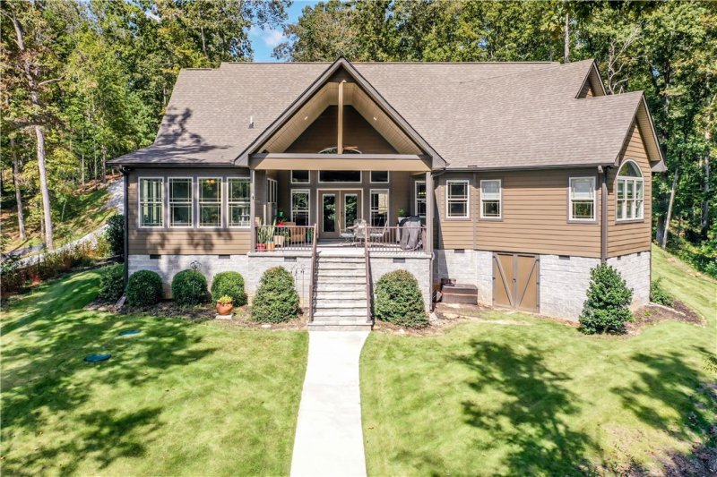 Property image 5 of 803 Sandyhook Court in Riverstone, Salem, SC 29676