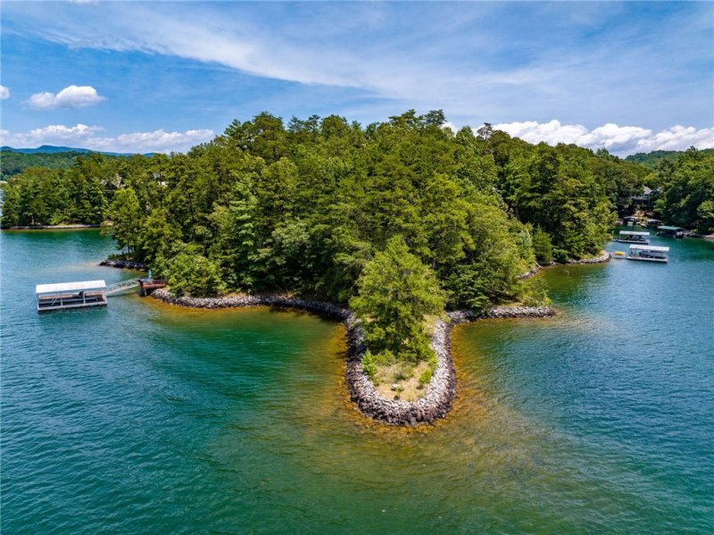 Property image 3 of 121 Mountain Mint Way in Cliffs At Keowee Vineyards, Sunset, SC 29685