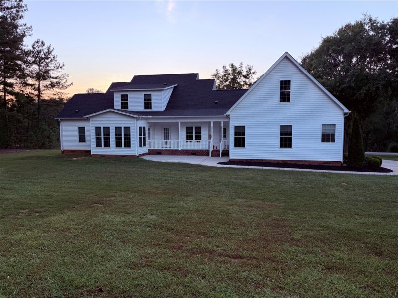 Property image 3 at 102 Blue Barker Road, Honea Path, SC 29654