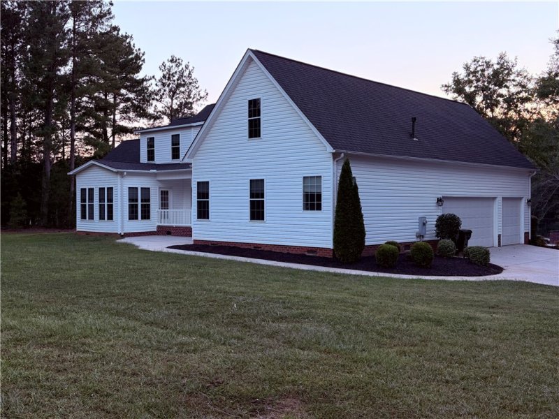 Property image 4 at 102 Blue Barker Road, Honea Path, SC 29654