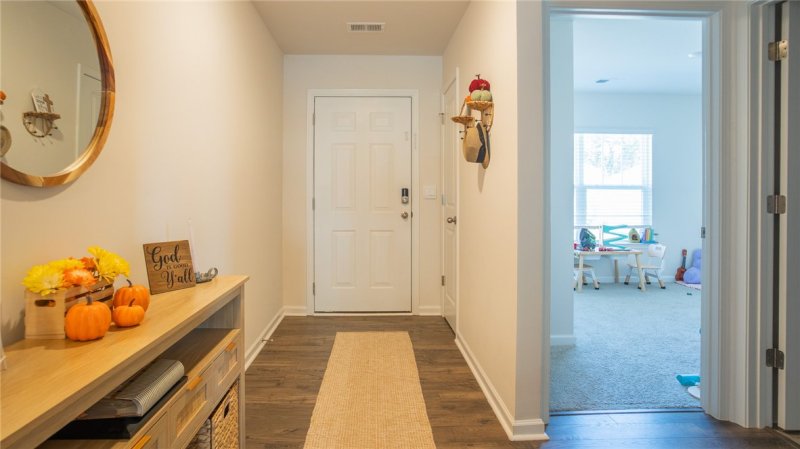 Property image 5 of 110 Ashwood Way Drive in Lenhardt Grove, Easley, SC 29640