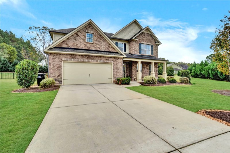 Property image 2 at 202 Meadows Edge Court, Anderson, SC 29621