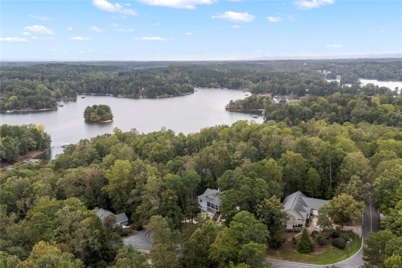 Property image 2 of 2 Lookout Lane in Keowee Key, Salem, SC 29676