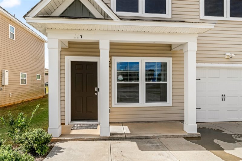 Property image 4 of 117 Weaver Way in Wren Point, Pendleton, SC 29670