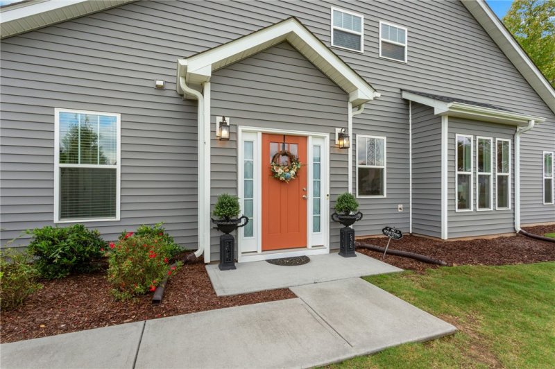 Property image 3 of 100 Tiger Pond Road in Sheffield Village, Easley, SC 29642