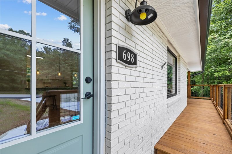 Property image 4 of 698 Pickett Post Road in Forest Acres, Walhalla, SC 29691