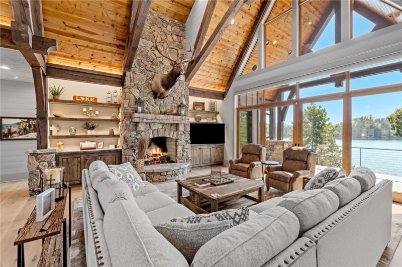 Property image 5 of 413 Peninsula Ridge in The Reserve At Lake Keowee, Sunset, SC 29685