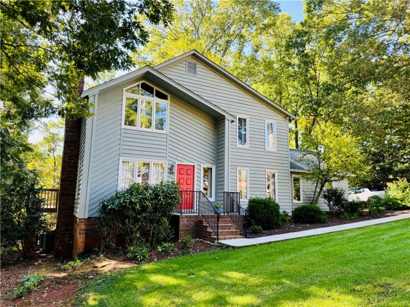 Property image 3 of 222 Terrace Drive in Stratford Terra, Anderson, SC 29621