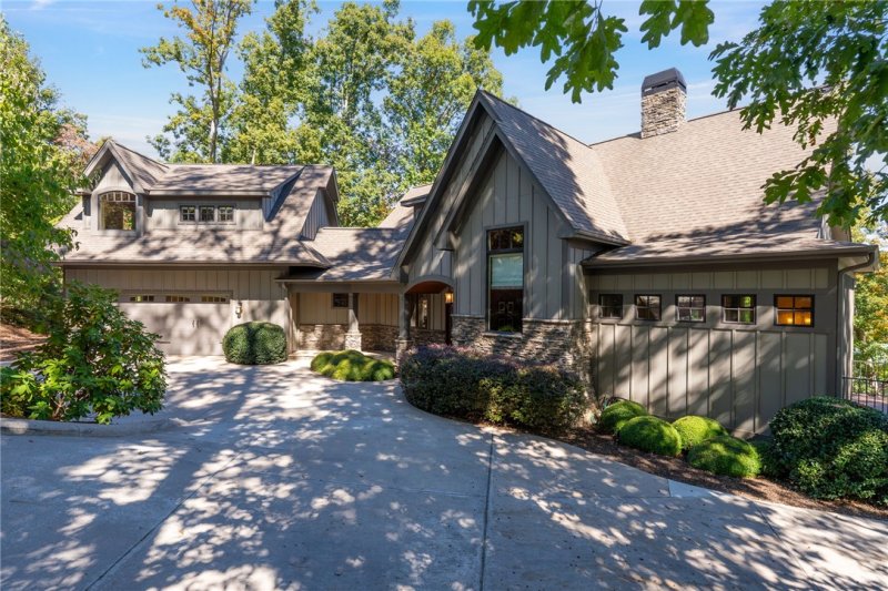 Property image 3 of 807 Elmtree Lane in Waterford Pointe - Oconee, Seneca, SC 29672