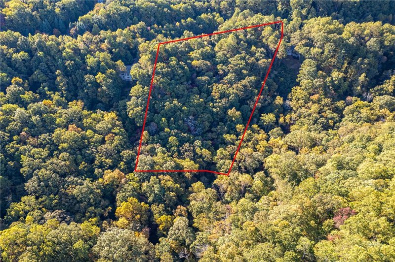 Property image 5 of 0 Sliding Rock Lane in Cliffs At Glassy, Landrum, SC 29356