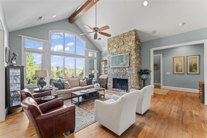 Property image 3 of 120 Golden Bear Drive in The Reserve At Lake Keowee, Sunset, SC 29685