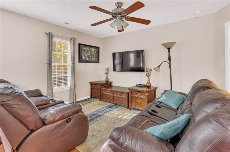 Property image 5 of 108 Forrester Drive in Ashton Ridge, Liberty, SC 29657