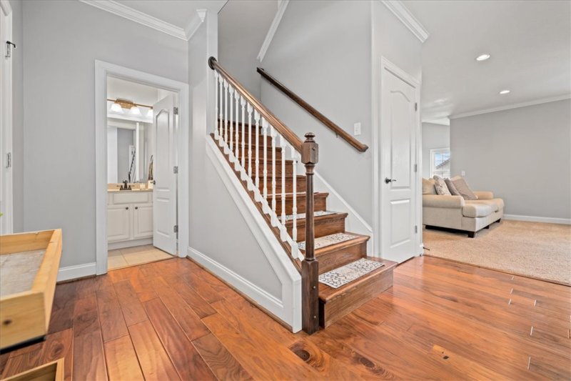 Property image 5 of 1015 Whirlaway Circle in Lexington Point, Anderson, SC 29621