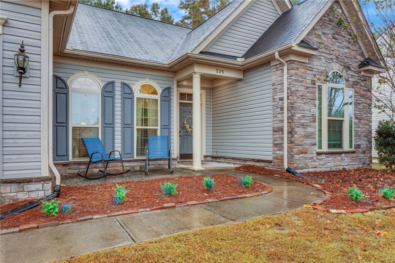 Property image 2 at 225 Creekside Way, Easley, SC 29642