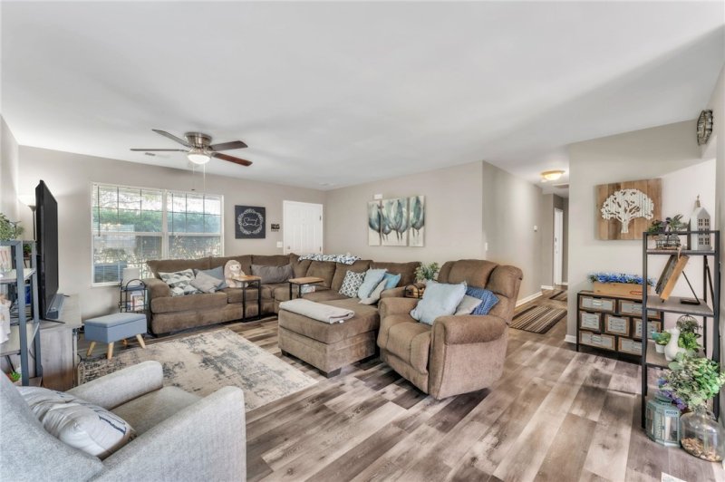 Property image 5 of 156 Sheriff Mill Road in Habersham, Easley, SC 29642