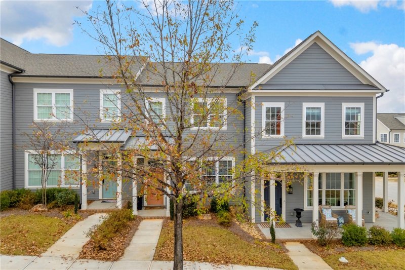 190 Thomas Green Boulevard