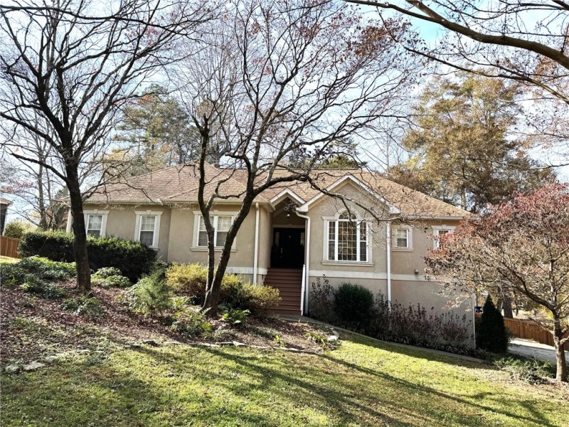 Wexford, Seneca community