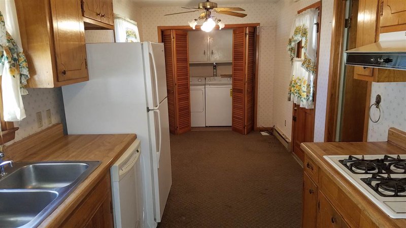 Property image 2 at 201 Fernwood Drive, Seneca, SC 29678