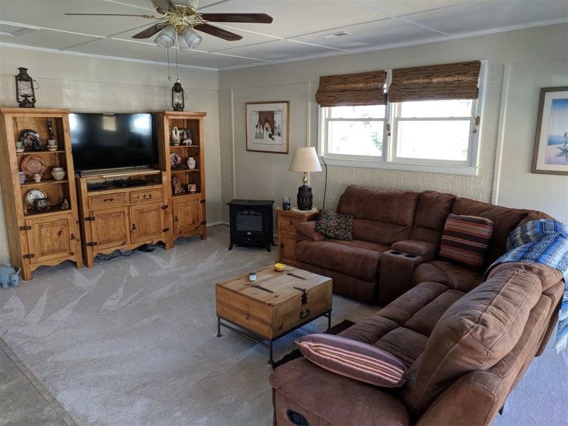 Property image 5 at 1404 Iroquois Drive, Seneca, SC 29672