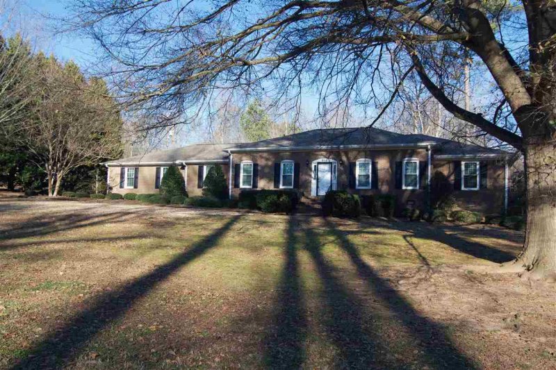 Property image 3 at 908 Meadow Lane, Anderson, SC 29621