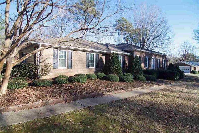 Property image 4 at 908 Meadow Lane, Anderson, SC 29621