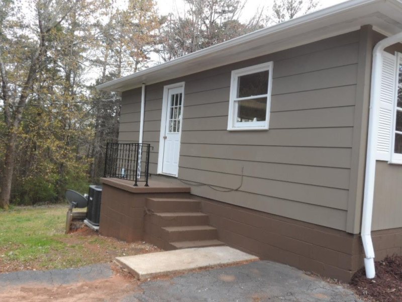 Property image 3 at 34 Bluebird Court, Walhalla, SC 29691-9999