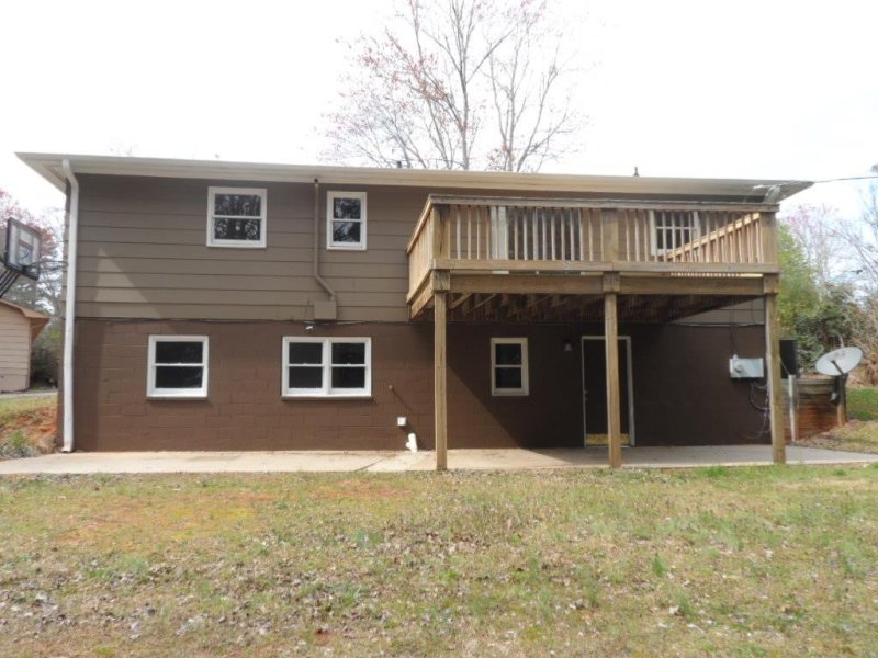 Property image 4 at 34 Bluebird Court, Walhalla, SC 29691-9999