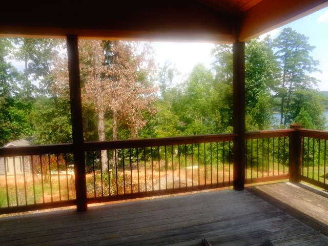 Property image 4 at 224 SWEETWATER VIEW Road, Seneca, SC 29672