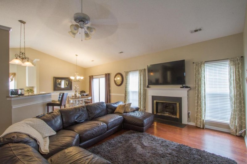 Property image 4 at 103 Laurens Court, Anderson, SC 29621