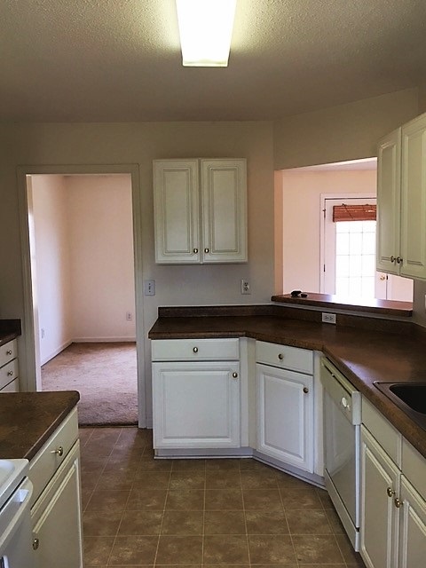 Property image 3 at 322 Weeping Willow, Seneca, SC 29672-2495