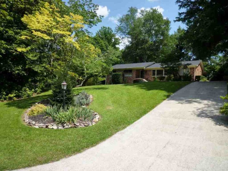 Property image 4 at 210 Forest Hill Drive, Anderson, SC 29621