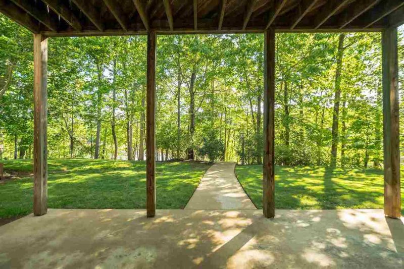 Property image 4 at 214 Starboard Side, Anderson, SC 29625