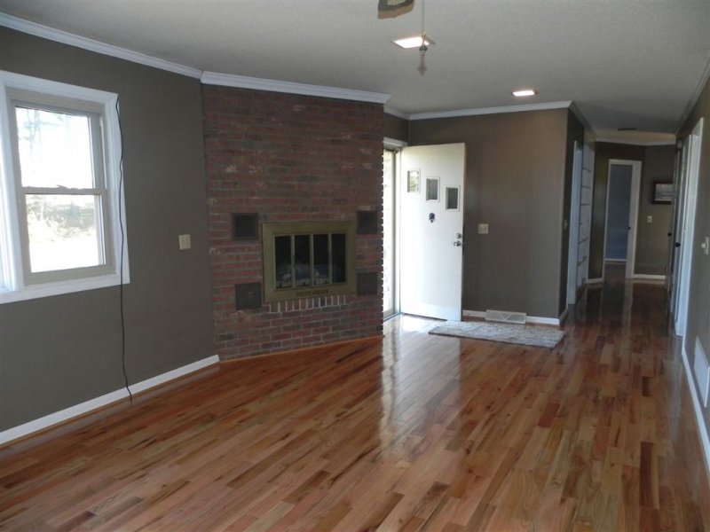 Property image 4 at 211 Leslie Lane, Pendleton, SC 29670