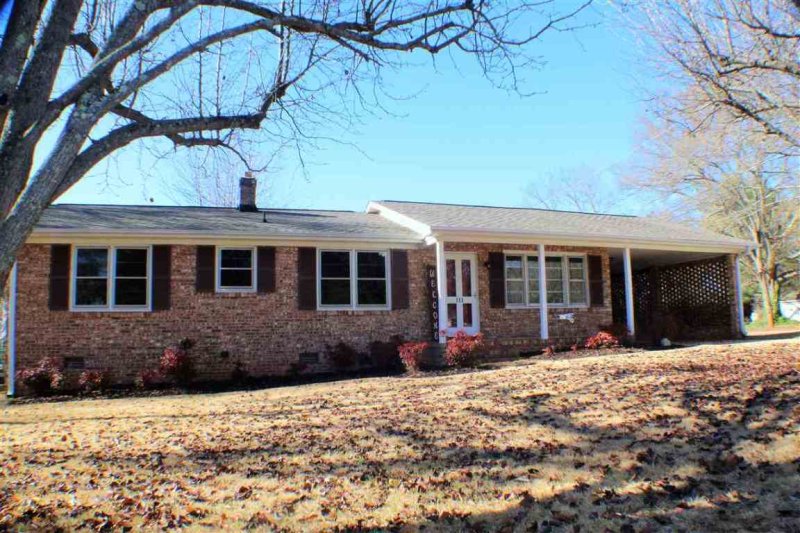 111 Courtland Drive