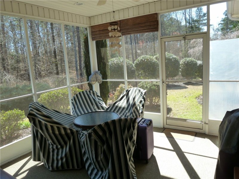 Property image 2 at 123 Camelot Drive, Seneca, SC 29672